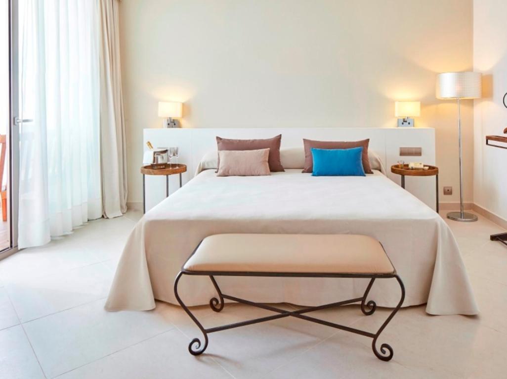 Hotel Tres Torres Santa Eularia des Riu Rom bilde